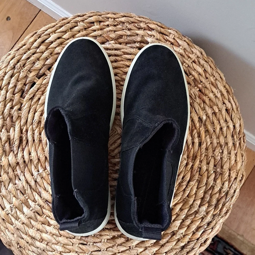ECCO Womens Black Suede Platform Sneaker Ankle Boot‎ Slip-On Elastic Sides 9-9.5